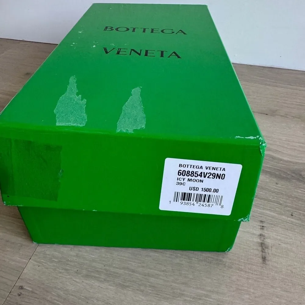 NIB Bottega Veneta ‘Lido Sandal’ Metallic Icy Moon Weave Heels size 39